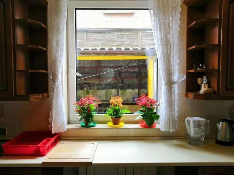 Hostal Avethna Warsaw Airport Hostel