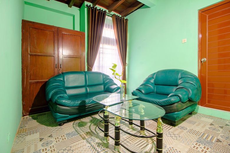 Hostal Spot On 2107 Ijo Pupus Syariah Residence