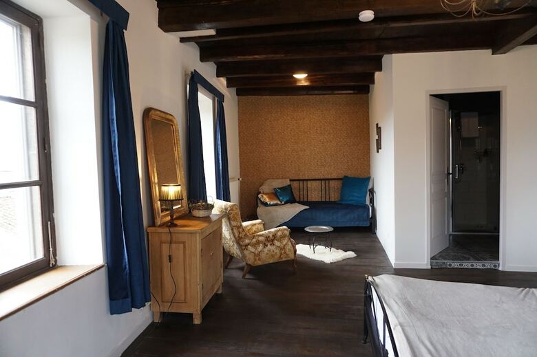 Hotel Le Voil� - Bistrot & Chambres D'h�tes