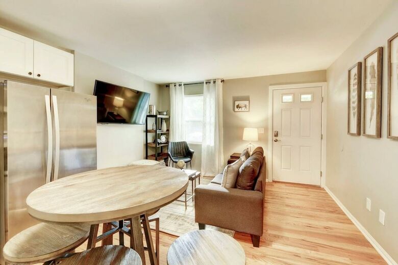Apartamento Luxury Denver Apts 8 Bds 4 Bas Great Location!