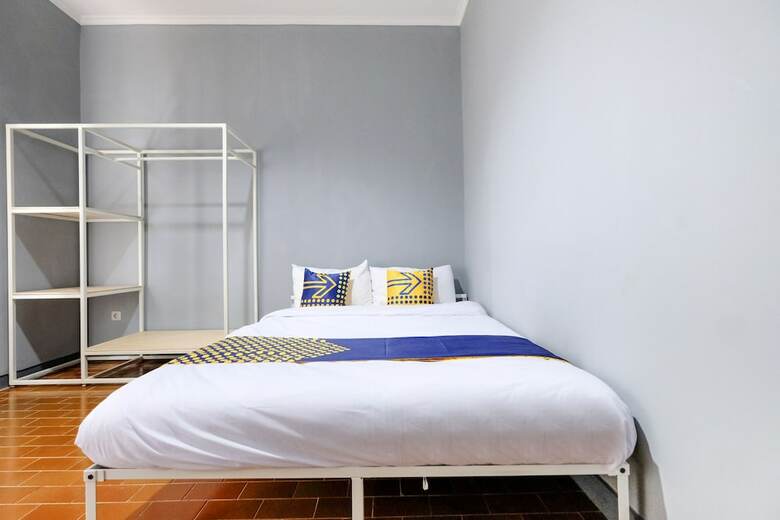 Hotel Spot On 2281 Omajo