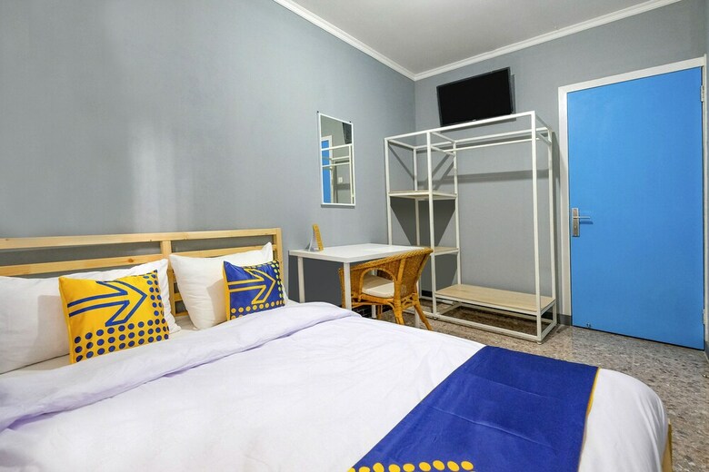 Hotel Spot On 2281 Omajo