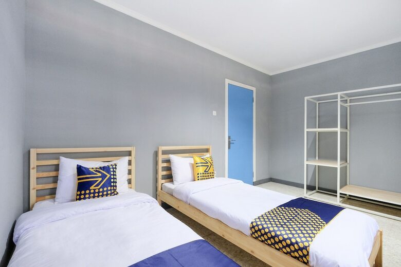 Hotel Spot On 2281 Omajo