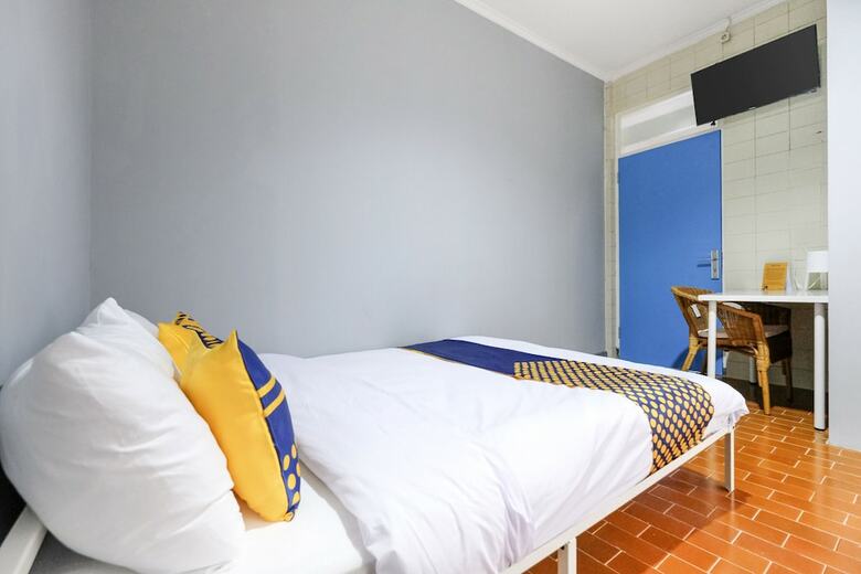 Hotel Spot On 2281 Omajo