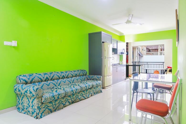 Hotel Oyo 2196 Ss Homes