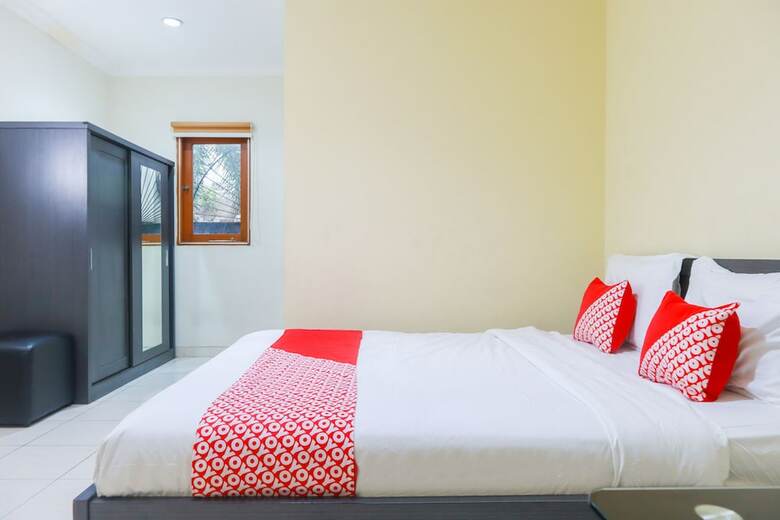 Hotel Oyo 2196 Ss Homes