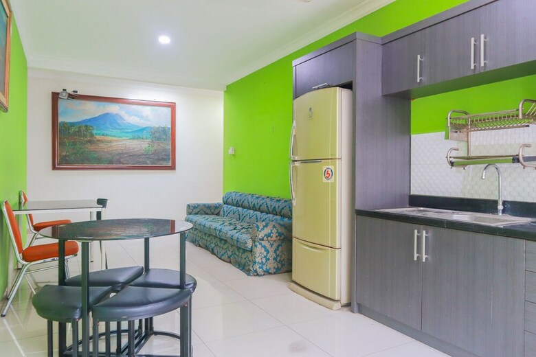 Hotel Oyo 2196 Ss Homes