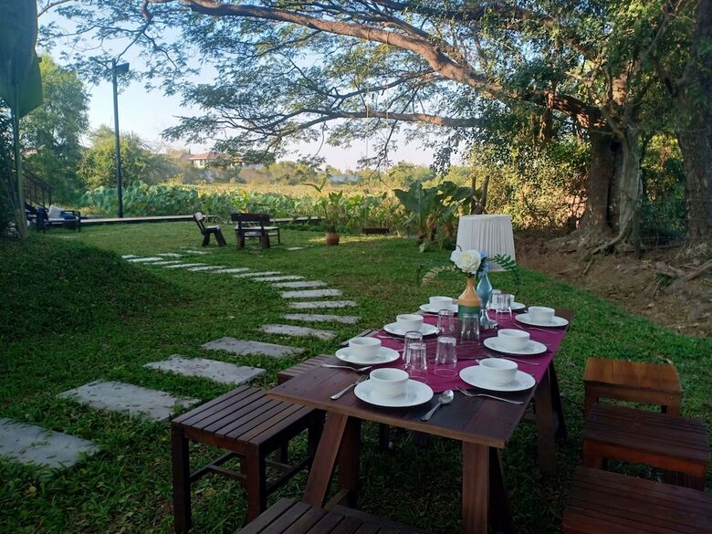 Hotel Baanbua Nonlen