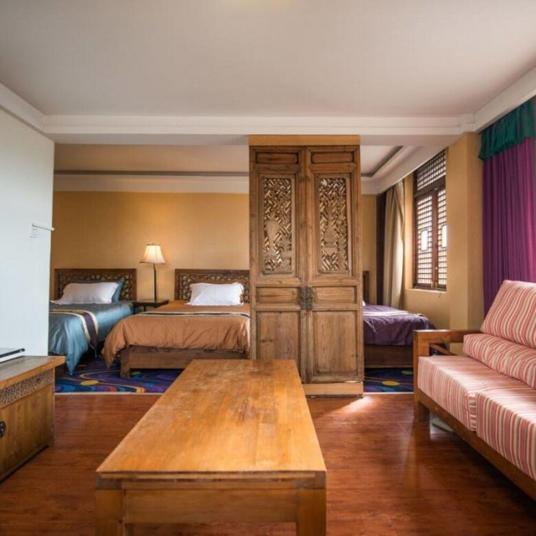 Floral Hotel Limaroonthai Shuhe