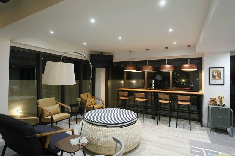 Port Canary Hotel