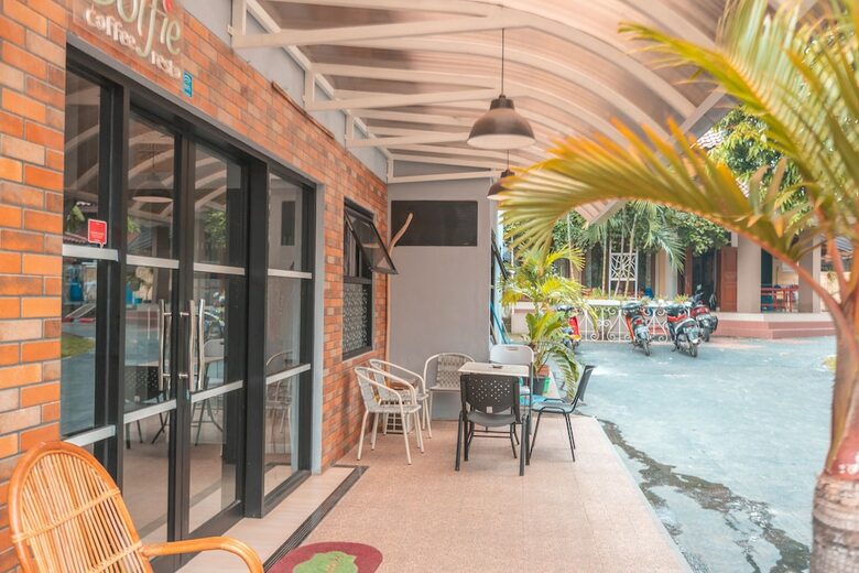 Hotel Oyo 2229 Dolfie Residence
