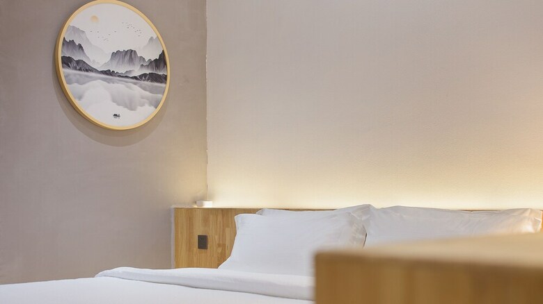 Floral Lux Hotel Zhi She Zi Li