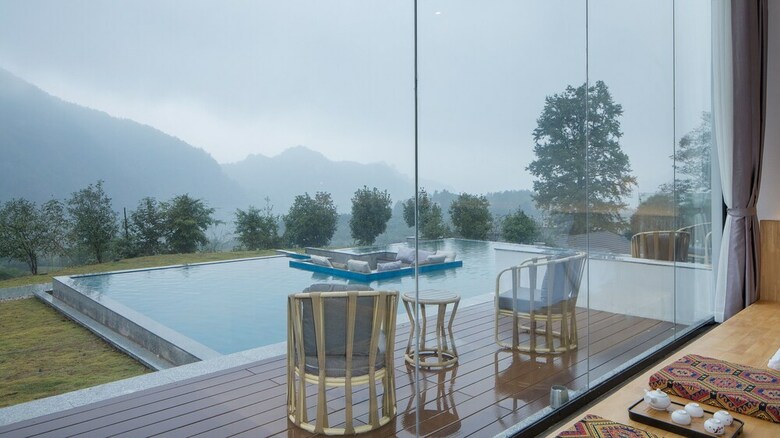 Floral Lux Hotel Zhi She Zi Li