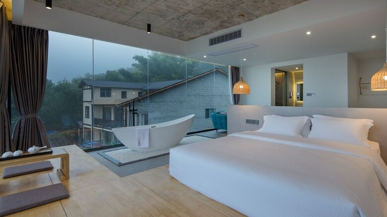 Floral Lux Hotel Zhi She Zi Li