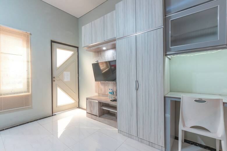 Hotel Oyo 2248 Yayah Rooms Syariah