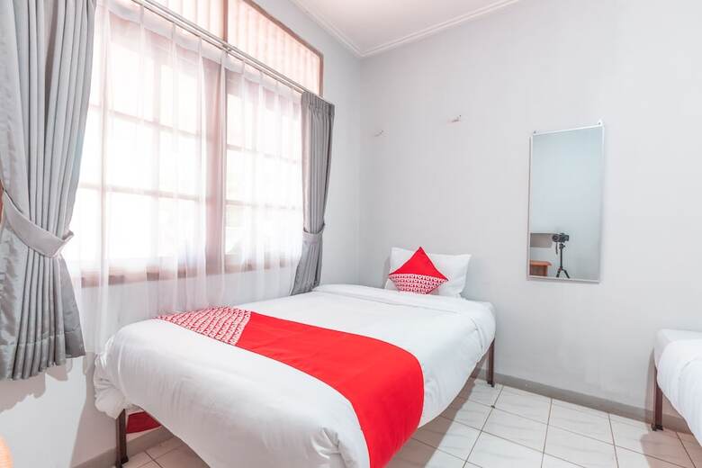 Hotel Oyo 2251 D'sasya Syariah Residence 2