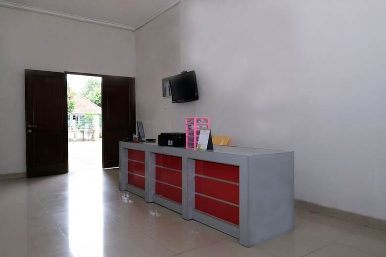 Hotel Oyo 2231 D'kost
