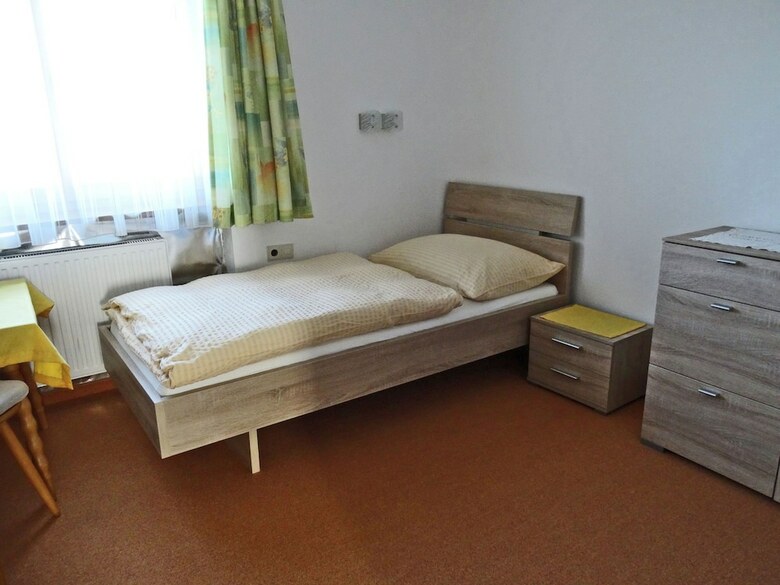 Spacious Apartment In Hart Im Zillertal With Balcony