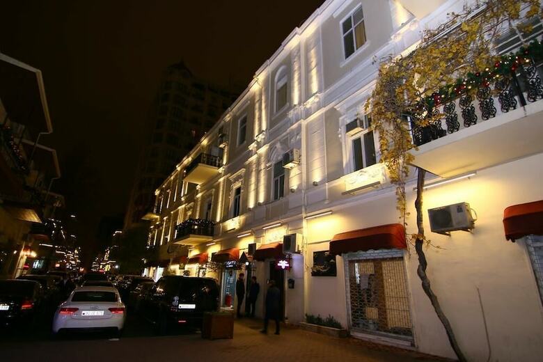 Hostal Nizami Street Hostel