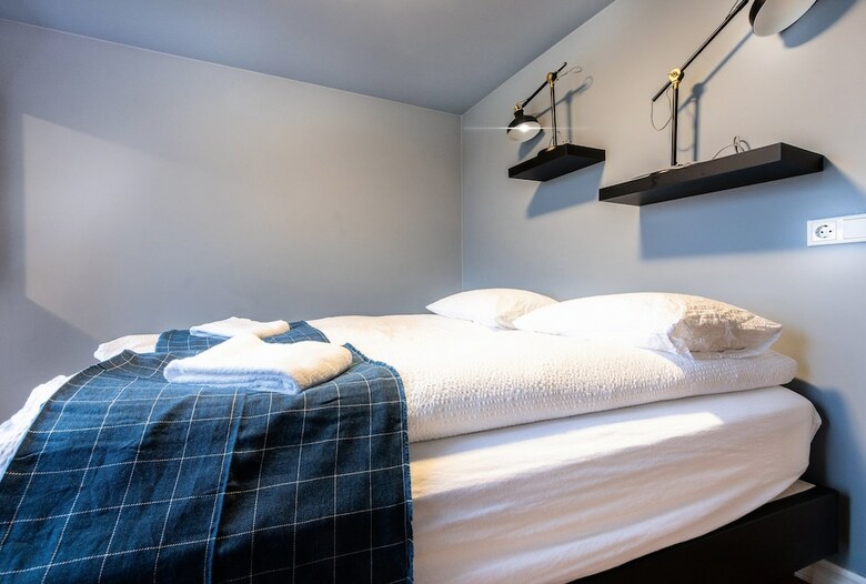 Apartamentos House B16