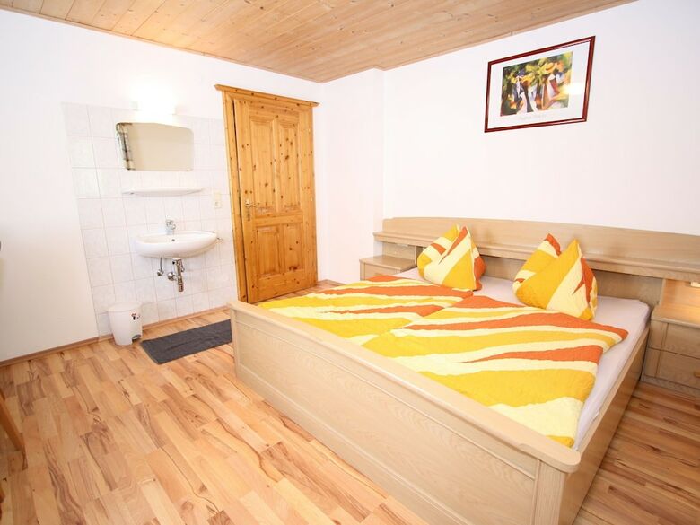 Modern Chalet In Wagrain With Balcony