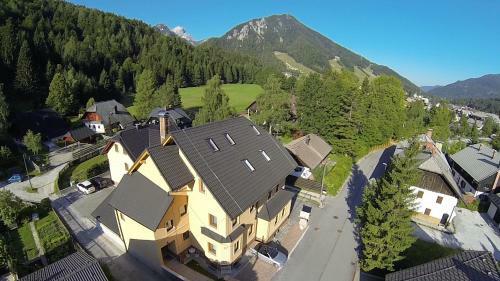 Apartment House Berghi I