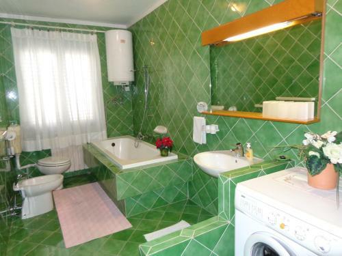Apartments Butinar Pri Kapitanu