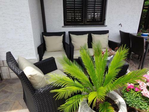 Apartments Butinar Pri Kapitanu