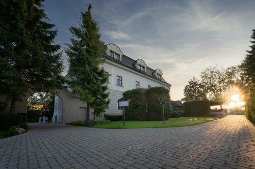 Hotel Villa Ne?as ?ilina