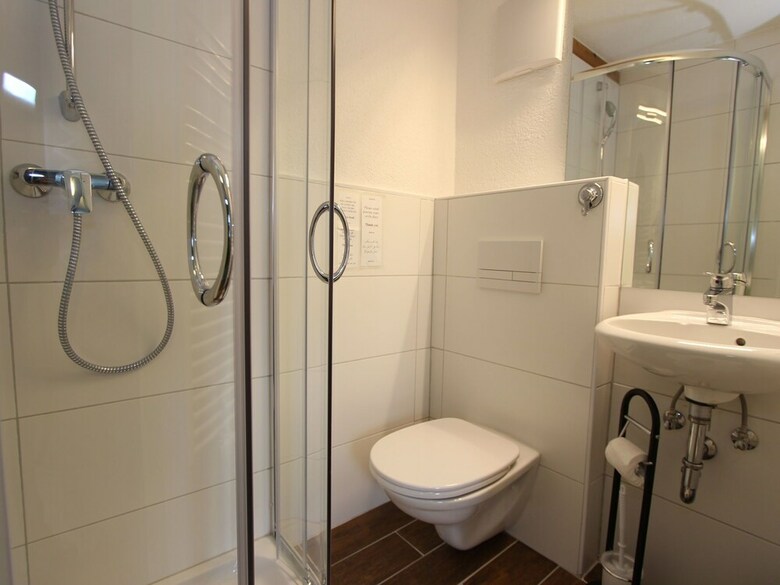 Quaint Apartment With Garden In Walchen