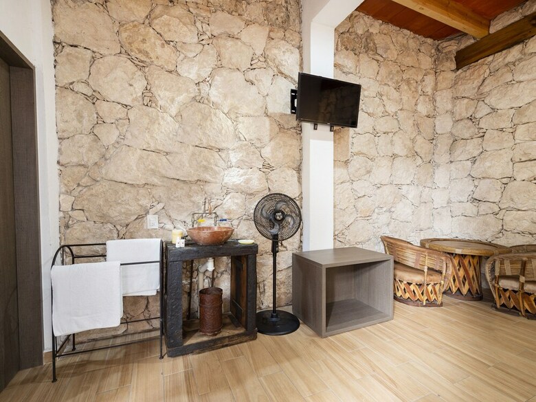 Hotel Cava Piedra