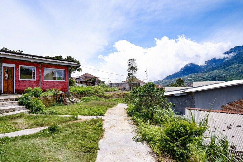 Hotel Oyo 2290 Pondok Merapi Selo