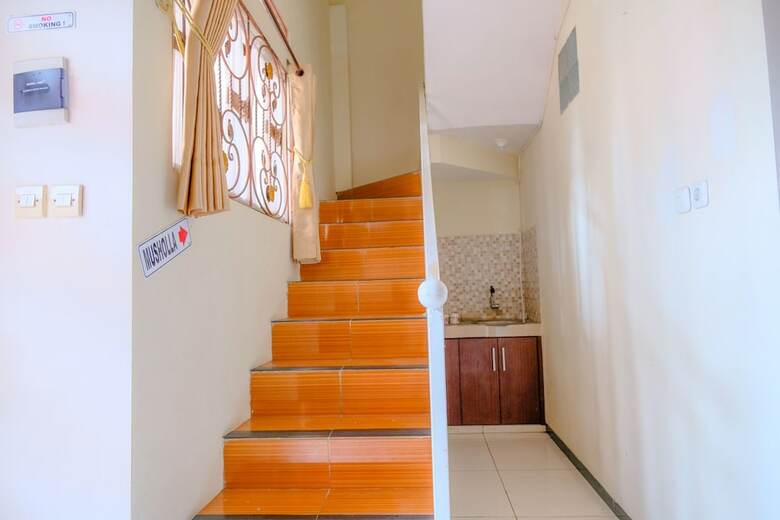 Hotel Oyo 2317 Griya Putri Syariah