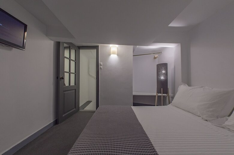 Hotel Art Pantheon Suites In Plaka