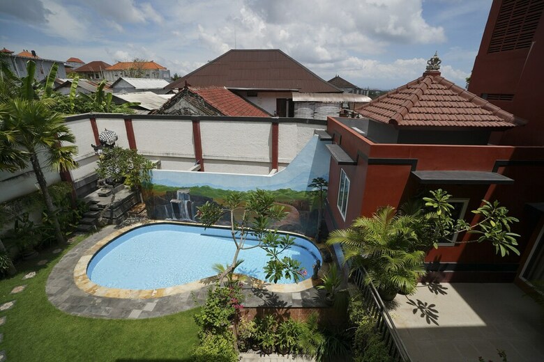 Hostal Oyo 2392 Nusa Dua Eling Inn
