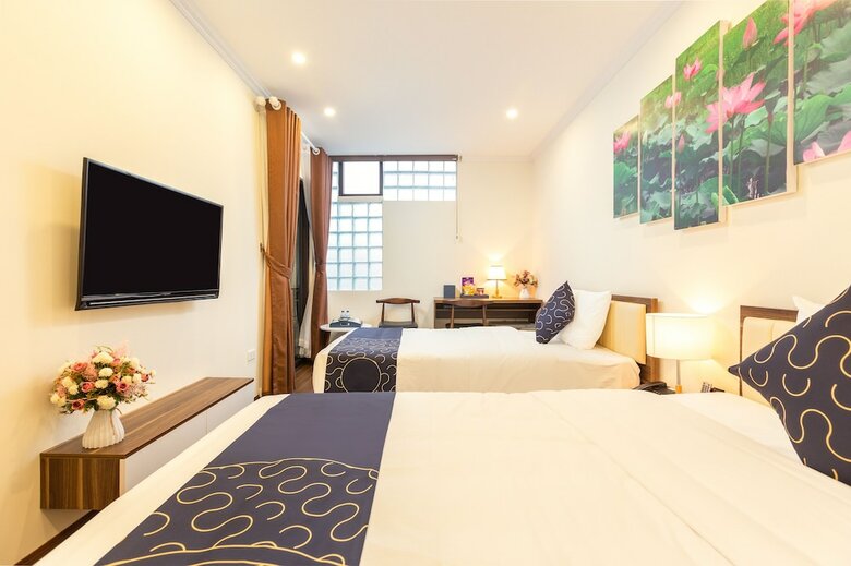 Hotel Capital O 939 Sen Hidden Charm