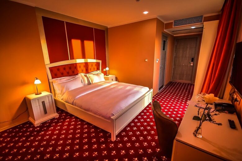 Hotel Plaza Oran