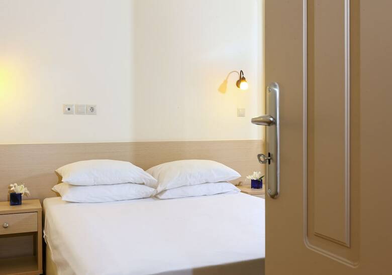 Cosman Hotel Apartments