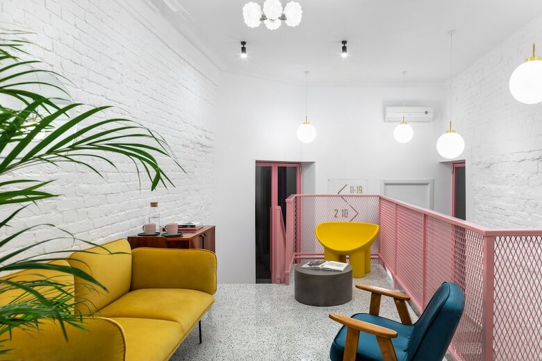 P 17 Hotel