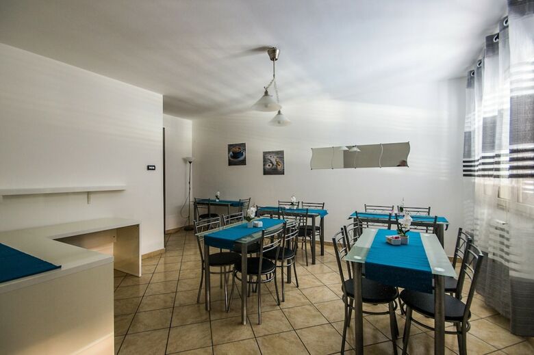 B&B New Naxos Village