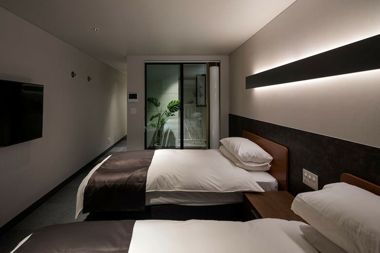 Hotel Sousekian