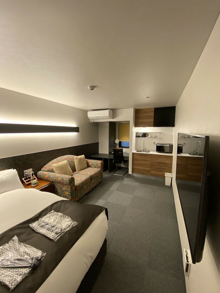 Hotel Sousekian