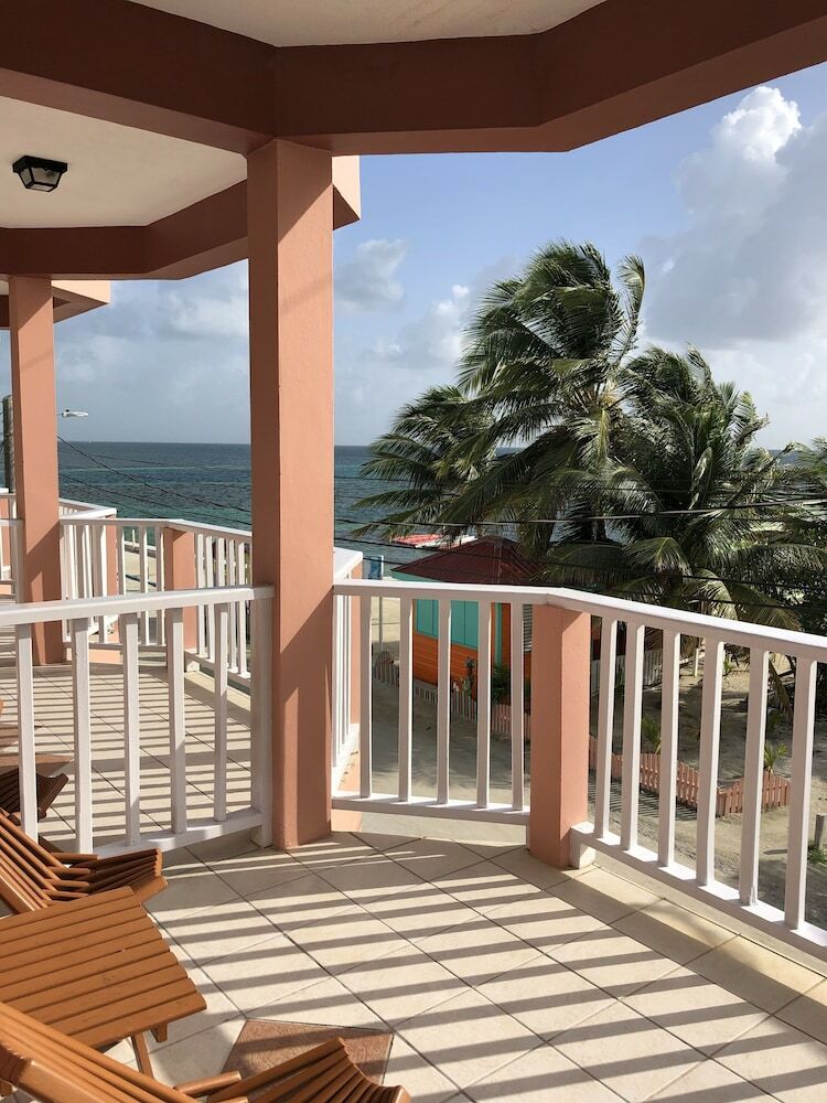 Apartamentos Caye Caulker Condos