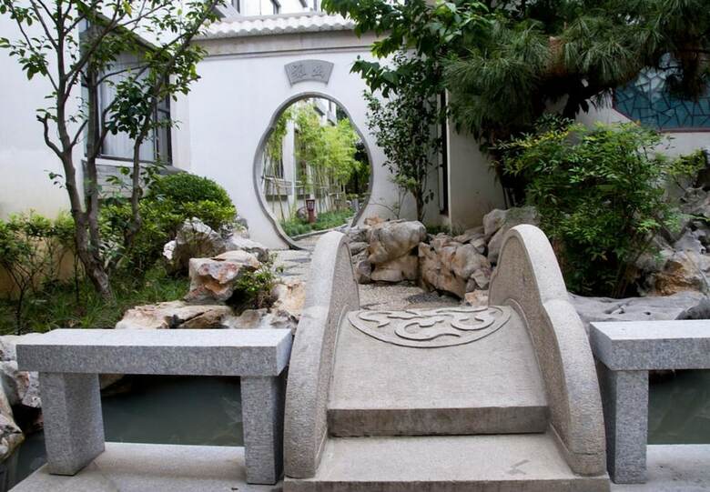 Garden Hotel
