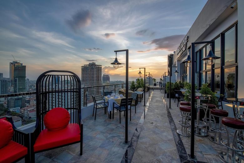 Aparthotel Poulo Wai Hotel And Apartment
