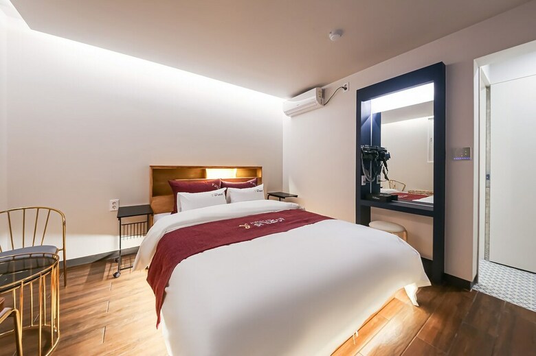 Hotel Yeogizoa