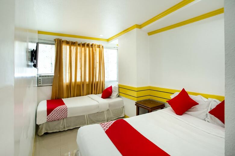 Hotel Oyo 496 D'abirus Inn