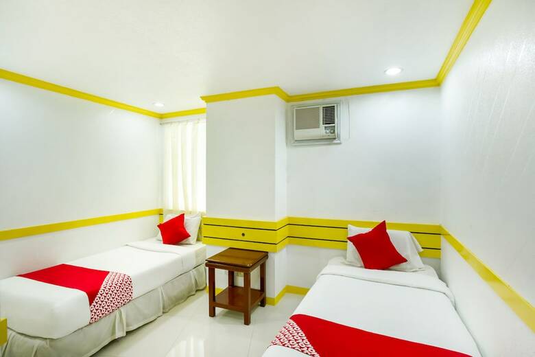 Hotel Oyo 496 D'abirus Inn