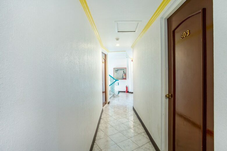 Hotel Oyo 496 D'abirus Inn