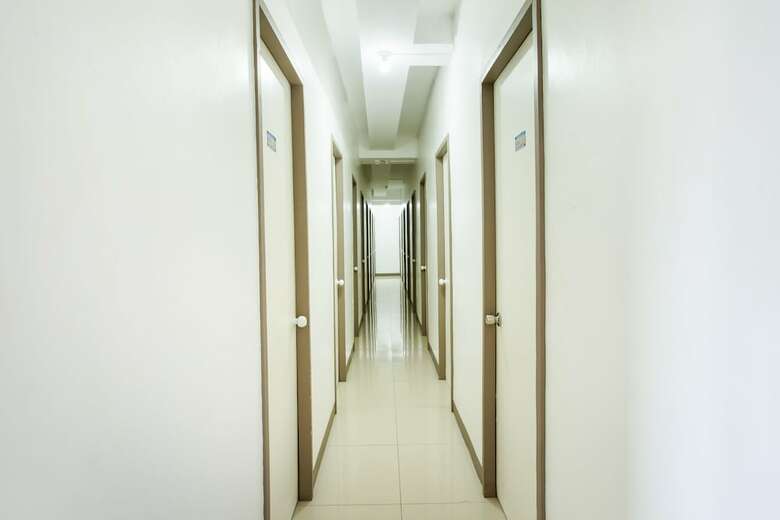 Hotel Oyo 496 D'abirus Inn